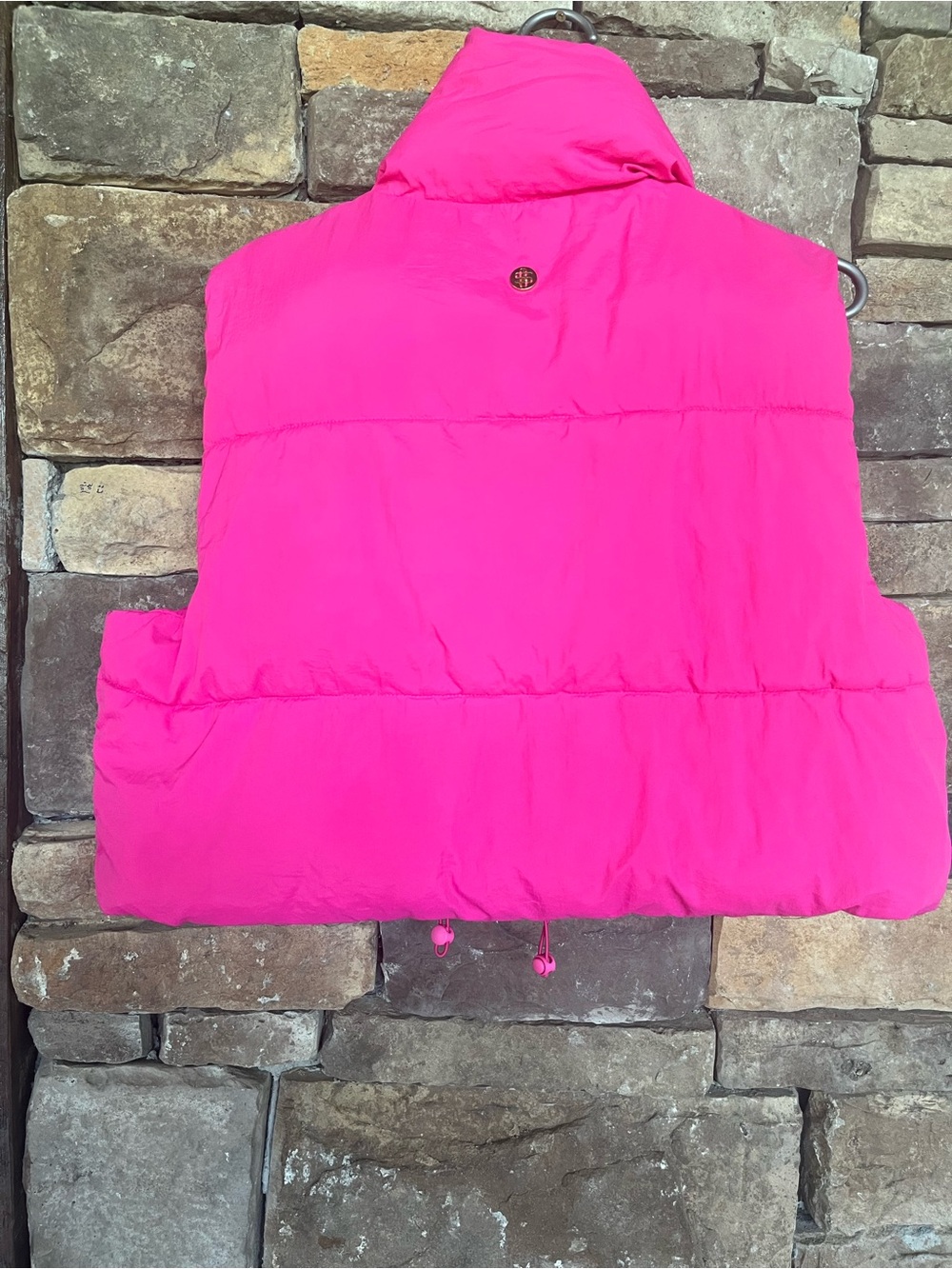 Simply Southern Hot Pink Cropped Puffer Vest Women’s XL/XXL - Picture 2 of 6